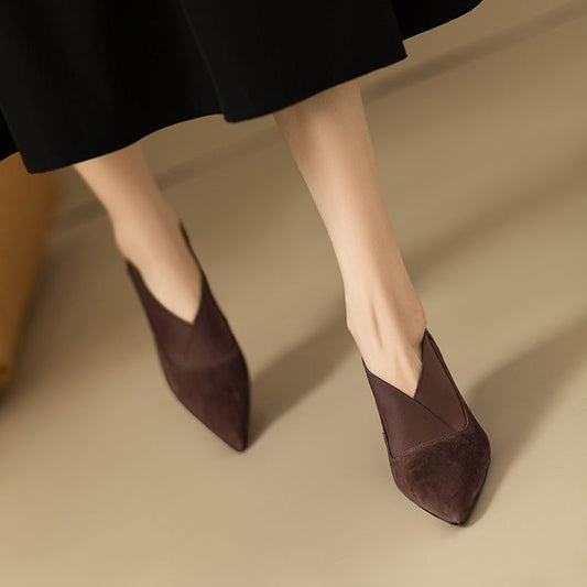 Belle Élan Pumps